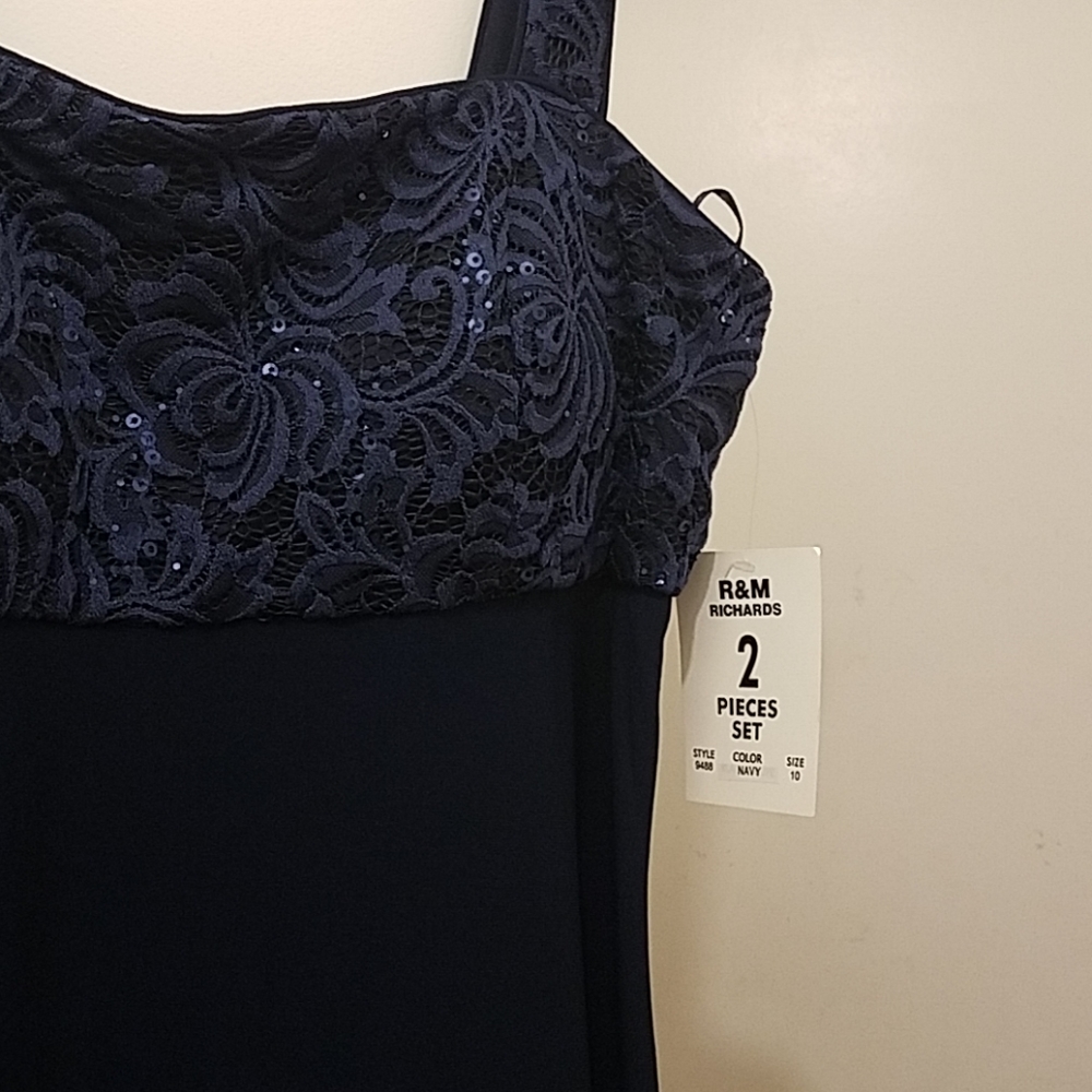 Dress - Picture 2 of 4